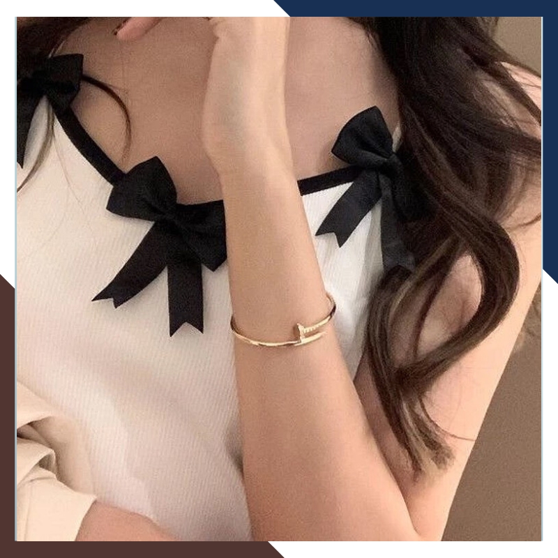 Vòng Cartier Đinh Đơn Giản, Cá Tính và Phá Cách – Biểu Tượng Của Sự Tự Do Trong Thế Giới Thời Trang Cao Cấp