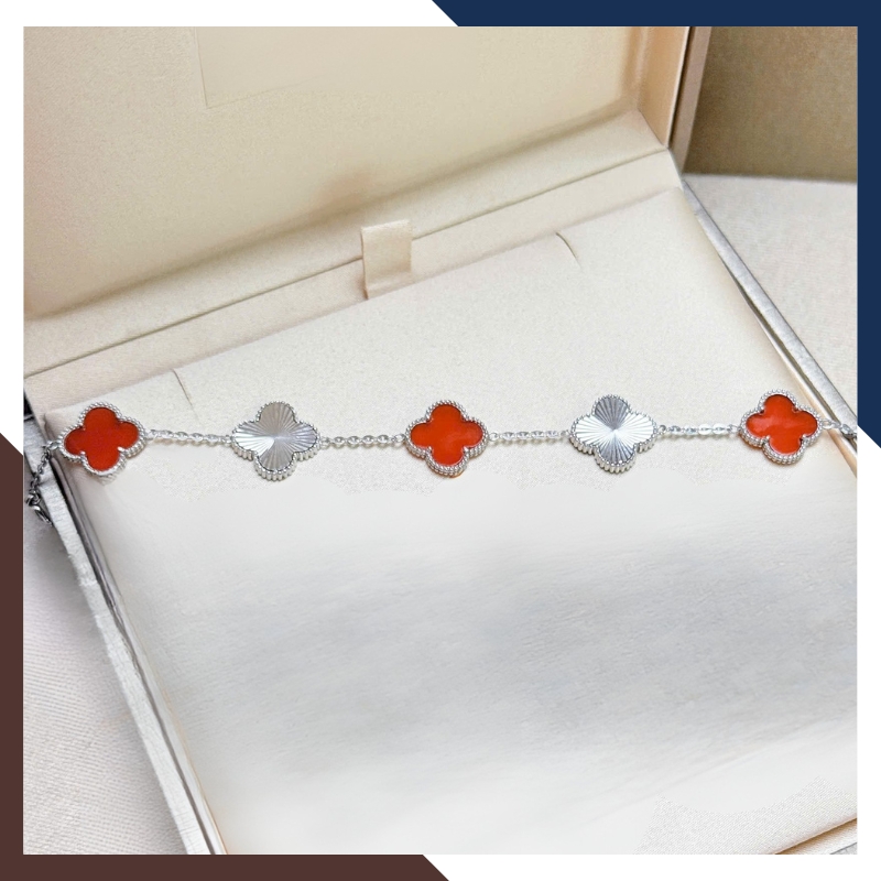 Lắc Tay Cỏ 4 Lá Vàng Trắng 10k Màu Đen, Đỏ, Trắng, Xanh Cho Nữ May Mắn Mã LTVN97