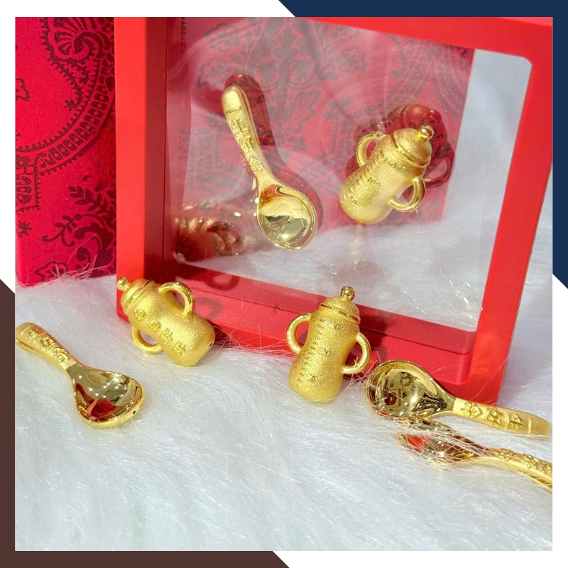 Bình Sữa Vàng 9999 QTV06 - Quà Thôi Nôi/ Đầy Tháng/ Sinh Nhật Cho Bé