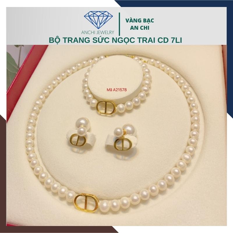 Vòng cổ ngọc trai Dior - món trang sức “must-have” của quý cô