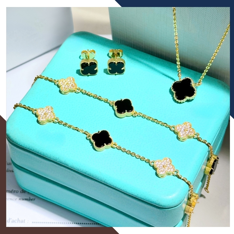 Lắc tay cỏ 4 lá vàng tây 10k