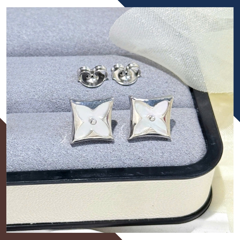 Bông Tai Cỏ 4 Lá Vàng Trắng 10k Cho Nữ BTV191