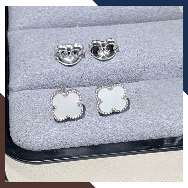 Bông Tai Cỏ 4 Lá Vàng Trắng 10k Cho Nữ BTV191