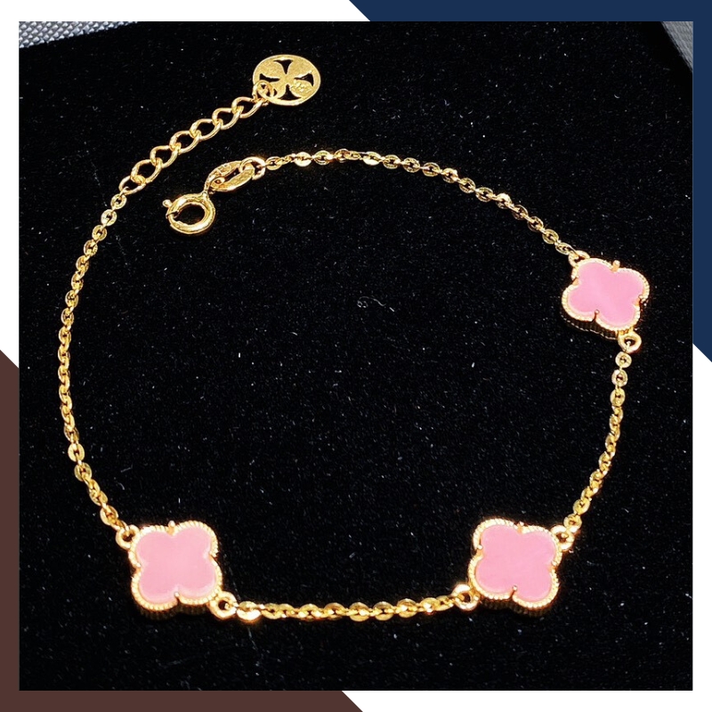 Chọn Lắc Tay Vàng Cỏ 4 Lá Theo Mệnh: Hút Tài Lộc, May Mắn