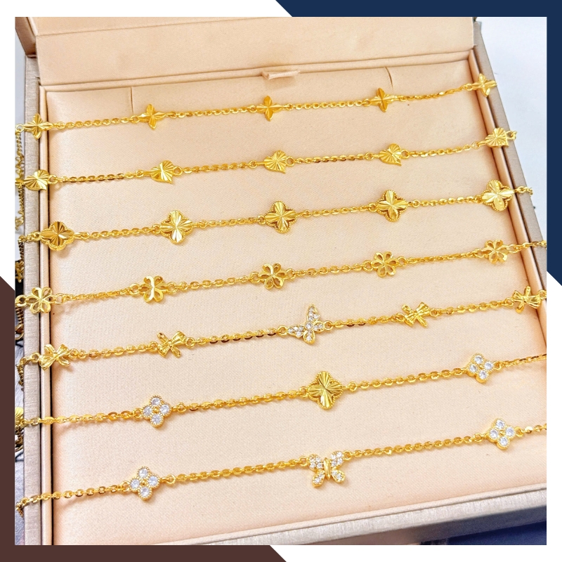 Lắc Tay Vàng Nữ 10K LTVN377 Mix Nhiều Charm, Không Lỗi Mốt