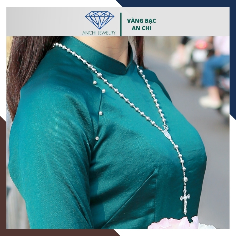 Vòng cổ ngọc trai mặc áo dài phối thánh giá bạc mã 78AC700