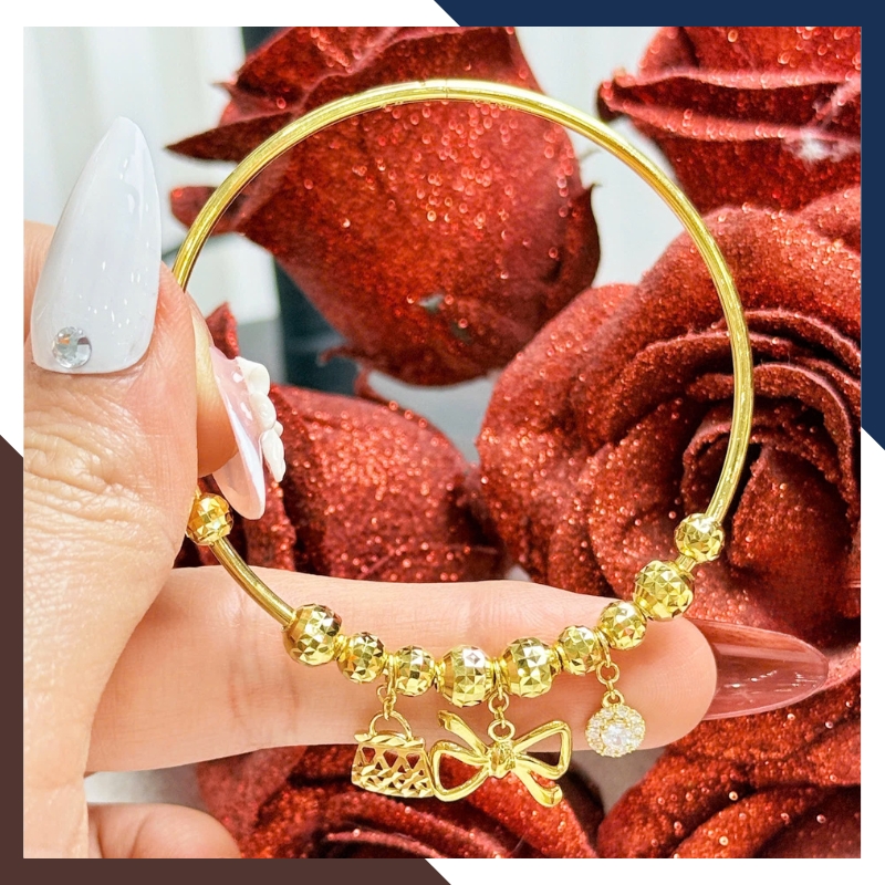 Vòng tay vàng nữ 10k phối charm LTVN207 – Sang trọng, tinh tế