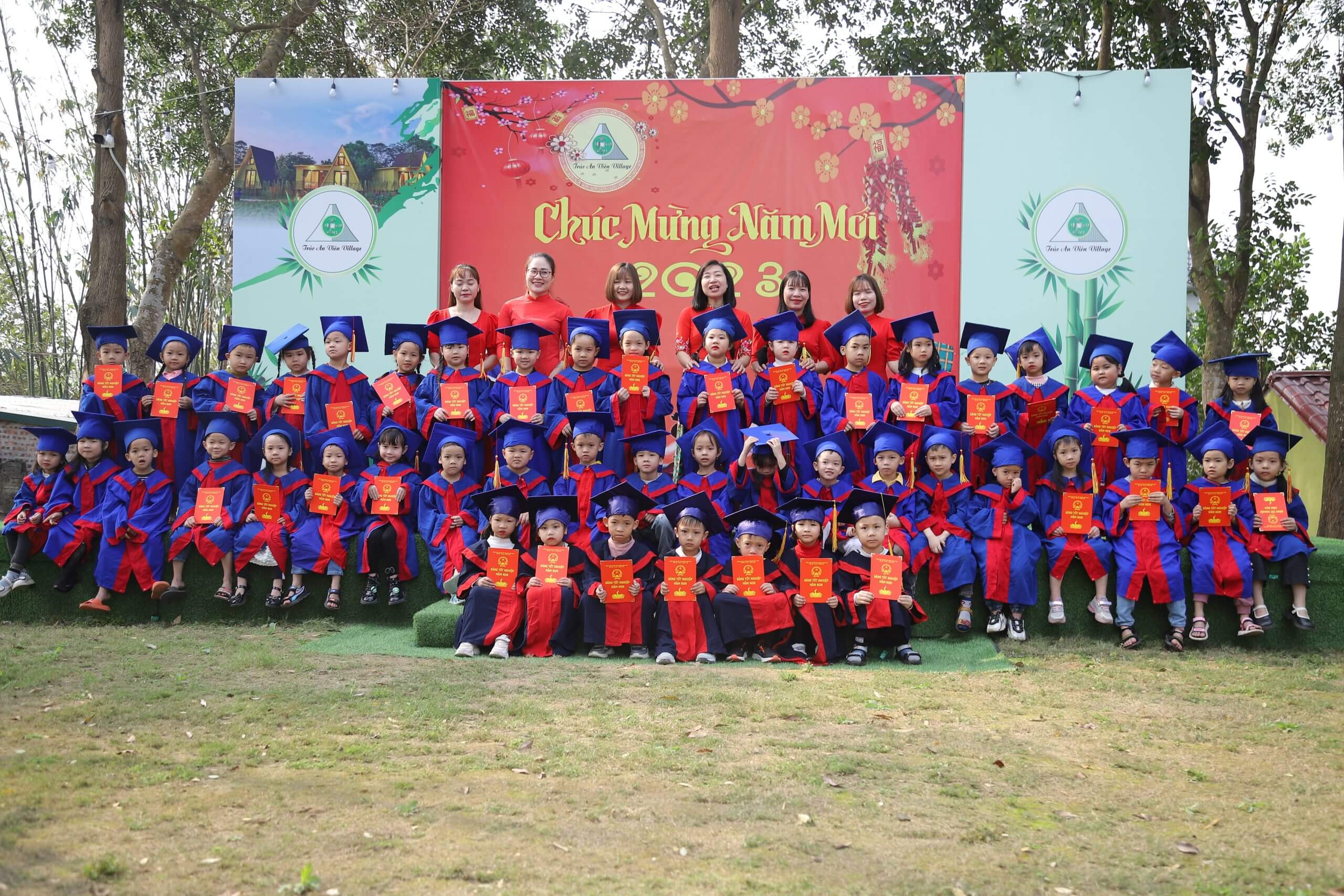 Chụp ảnh kỷ yếu mầm non