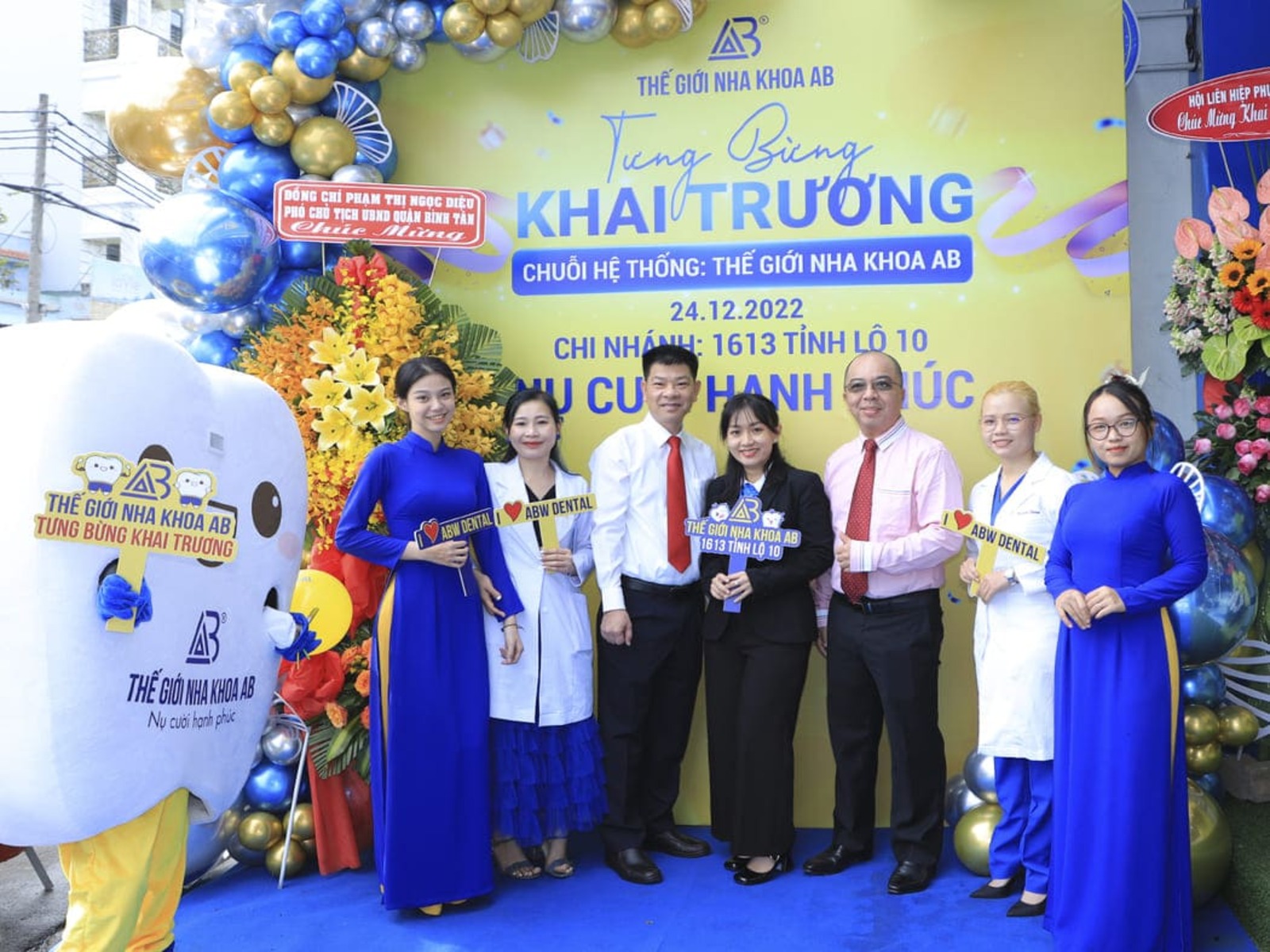 Cần chuẩn bị những gì để tổ chức sự kiện khai trương phòng khám ấn tượng?