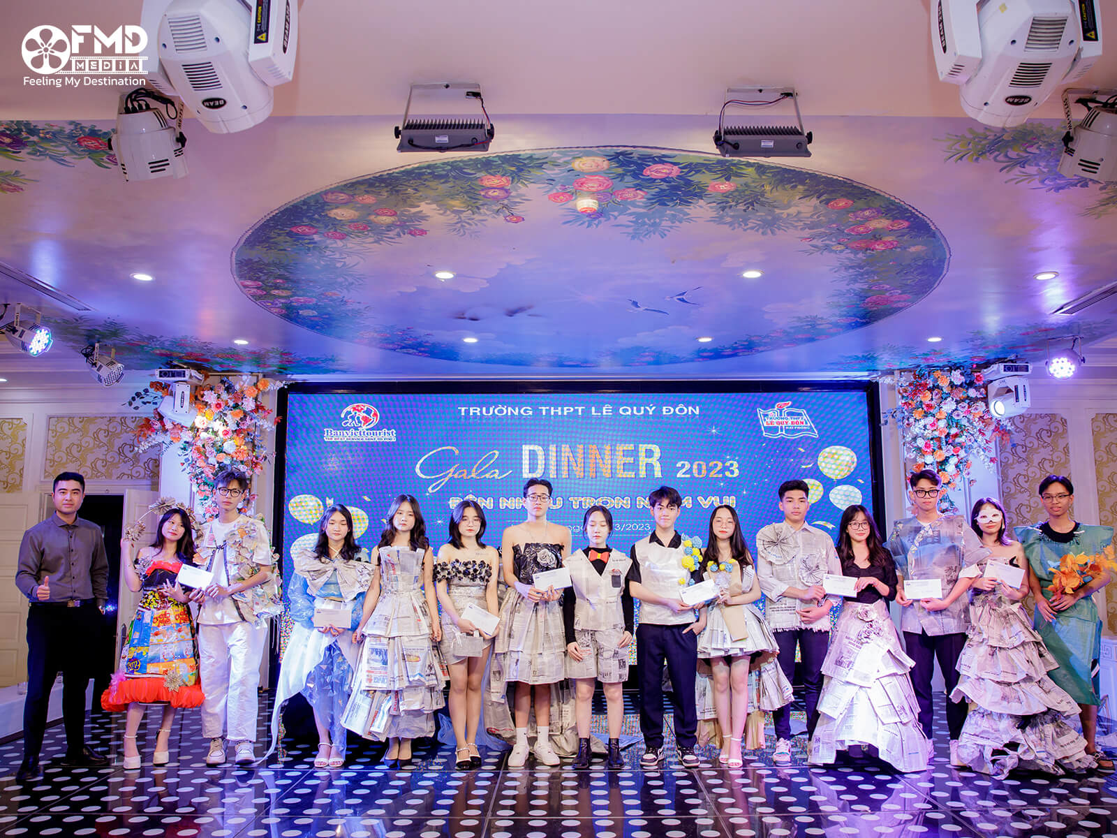 FMD Media bắt đầu sản xuất hình ảnh sau khi nhận file ảnh chụp trả về từ sự kiện