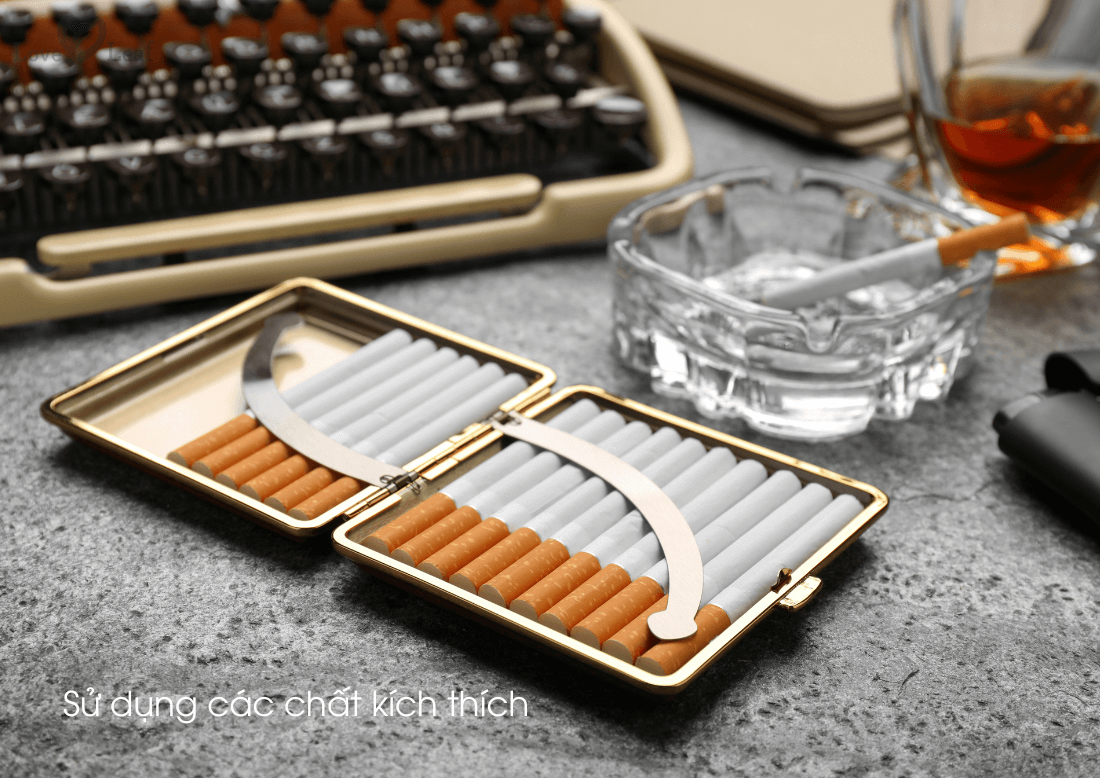 Sử dụng rượu bia, chất kích thích gây hôi miệng