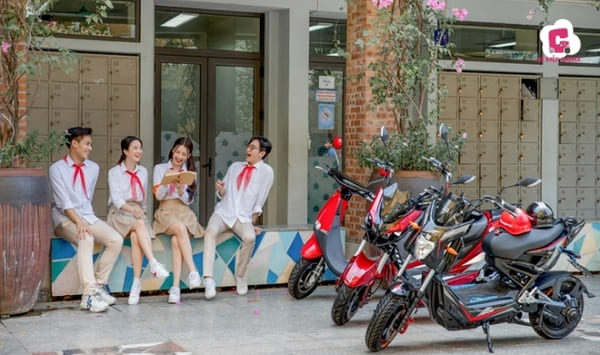 Giải đáp thắc mắc 13 tuổi có được đi xe đạp điện không