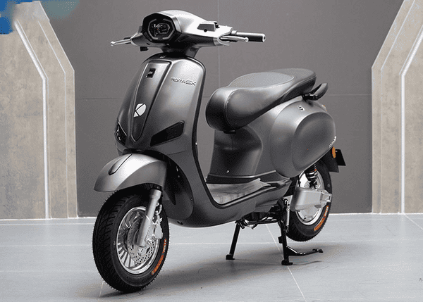Roma SX là dòng xe 50cc có công suất cực đại 2.8 mã lực