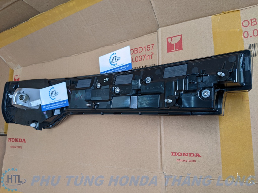 Đèn hậu trong HRV 2023 - 2024 chính hãng