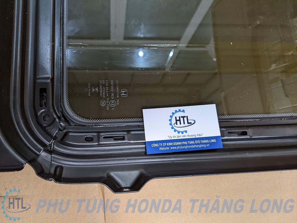 Kính cửa sổ trời CRV 2018 - 2019 - 2020 - 2021