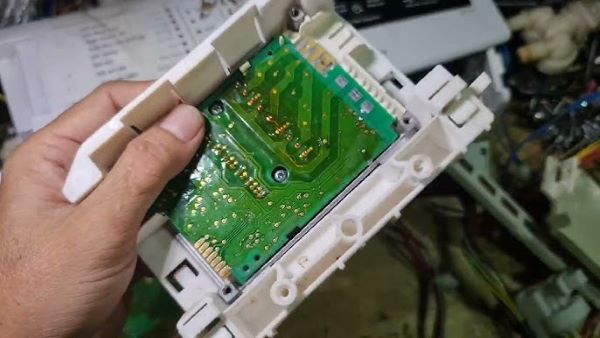 Mã lỗi xuất phát từ sự cố board inverter