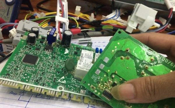 Bo mạch đứt dây là một trong những nguyên nhân gây ra lỗi E23