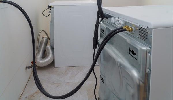 Kiểm tra kỹ dây kết nối của phao áp lực tới bo mạch của máy