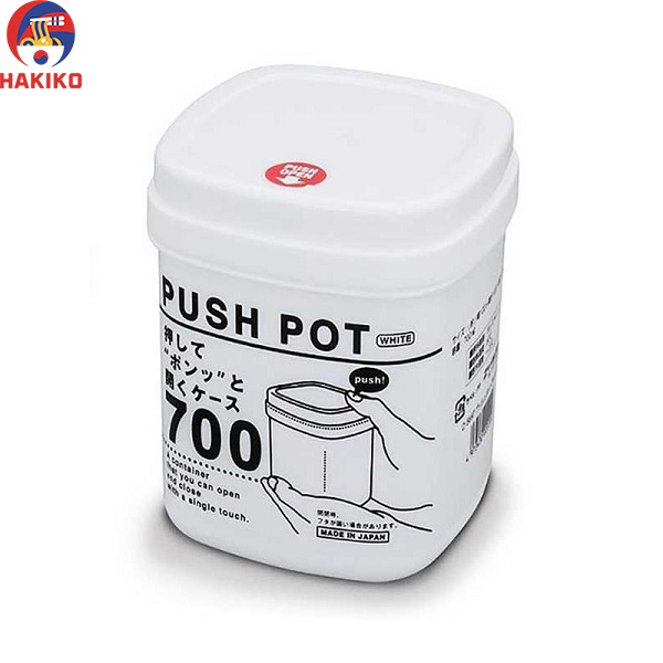 Hộp Nhựa Nắp Bật Sanada 700Ml Nhật Bản