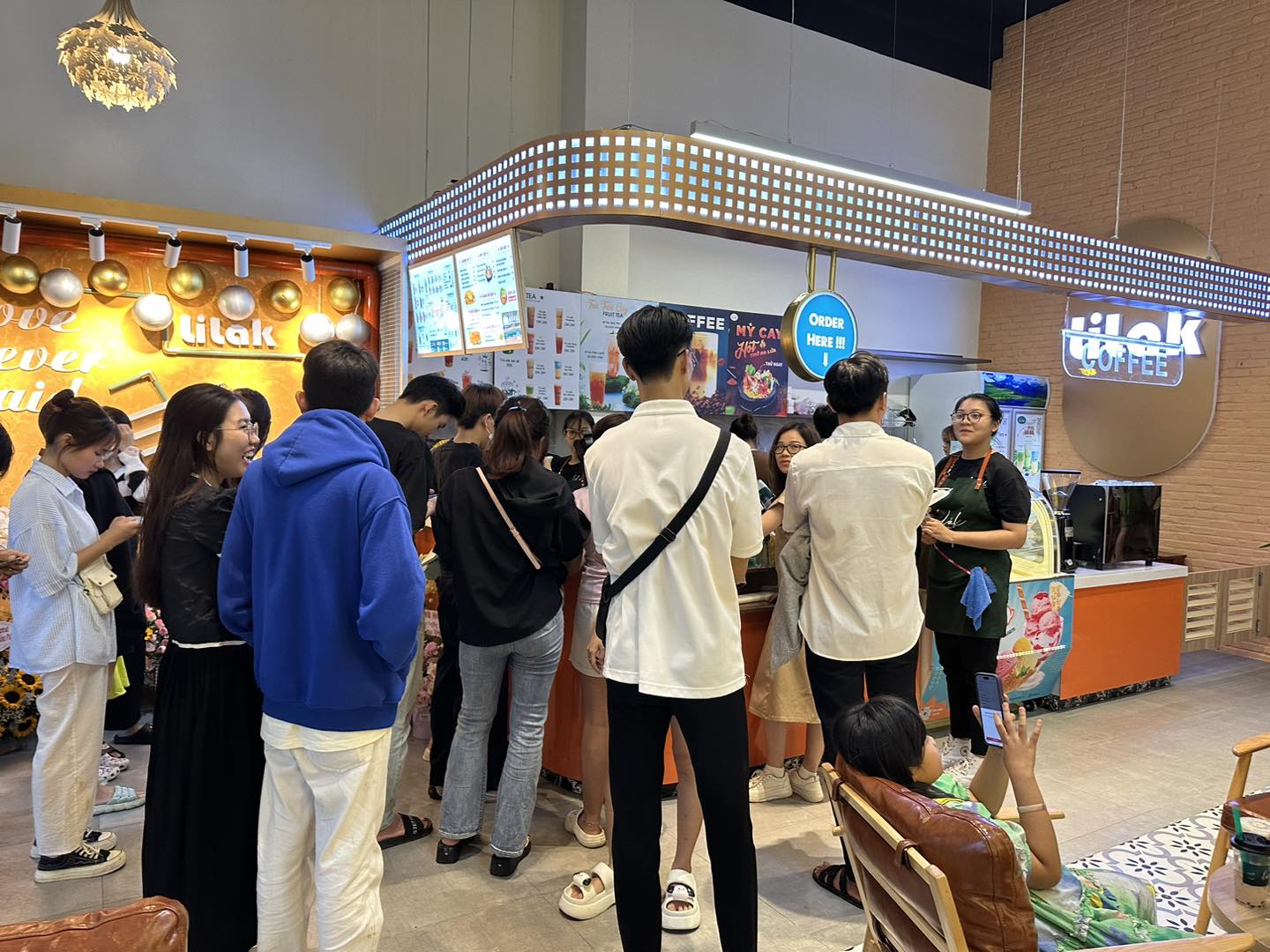 mô hình nhượng quyền