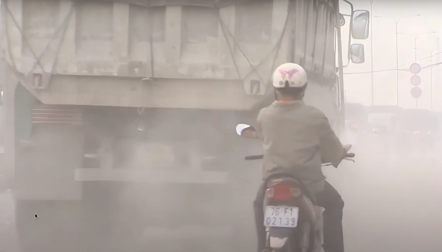 bui min do hoat dong giao thong