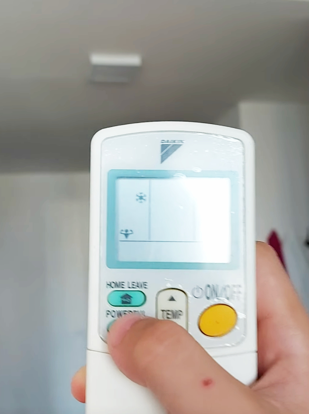 cách bật chế độ Powerful Cooling trên điều hoà Daikin