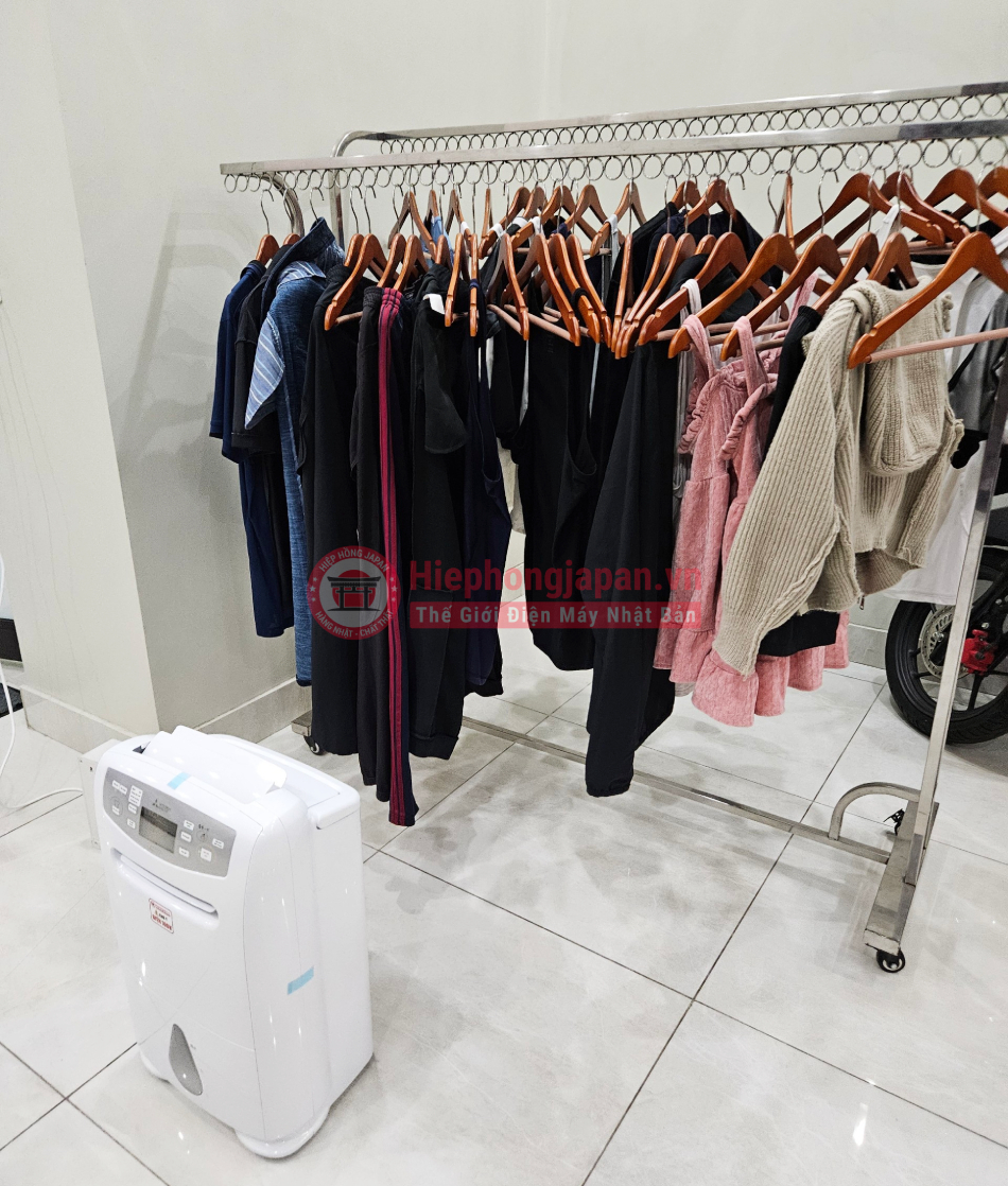 say quan ao bang may hut am hieu qua