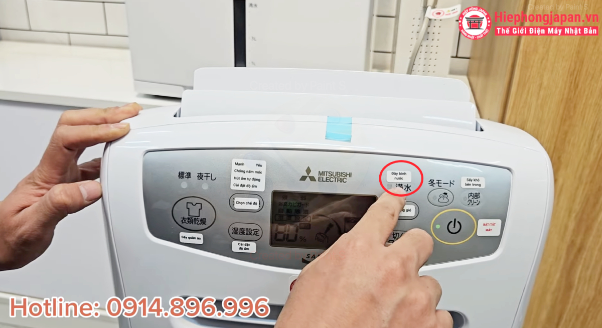 den bao day binh nuoc cua may hut am mitsubishi-mj-p180vx