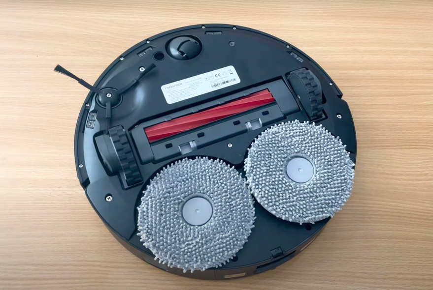 Bảo trì và vệ sinh robot