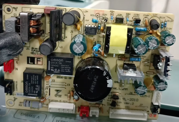 may hut am sharp loi c2 do vi mach