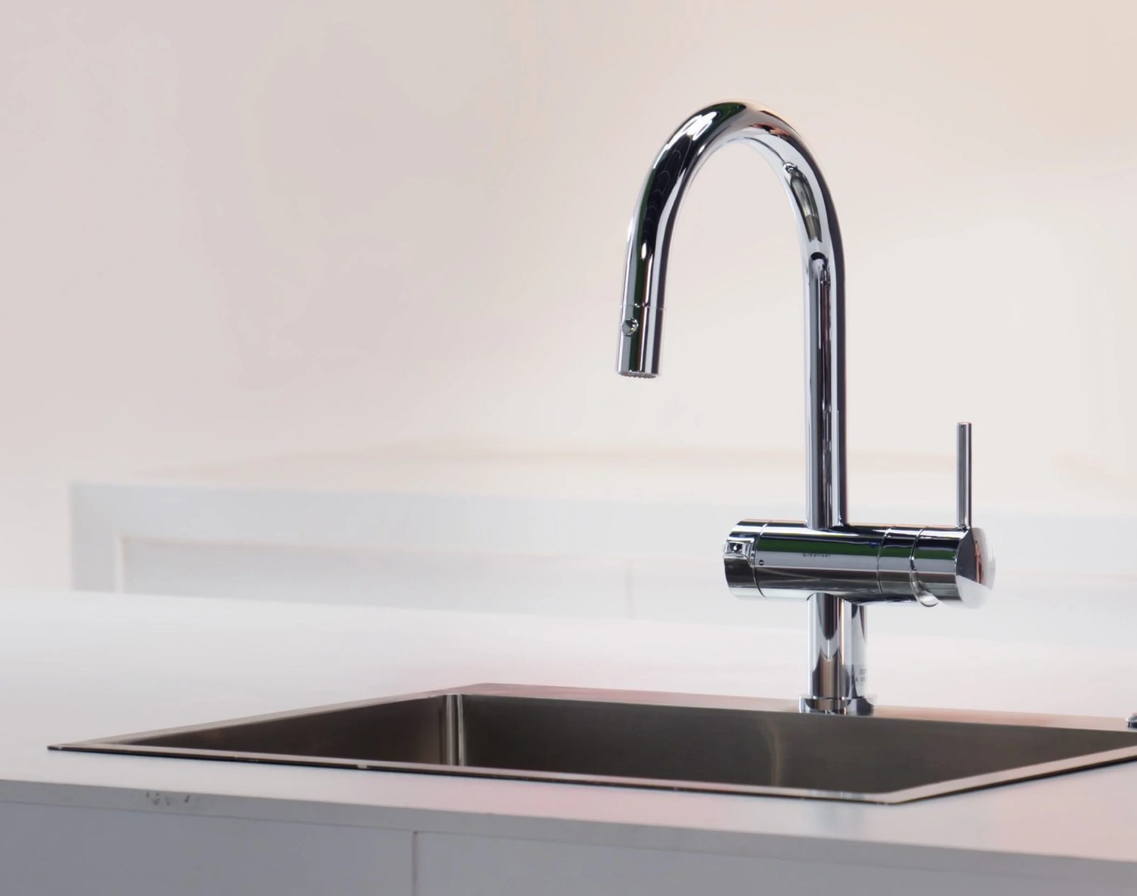 Thiết kế của EU201 vòi 3 chế độ tiện dụng