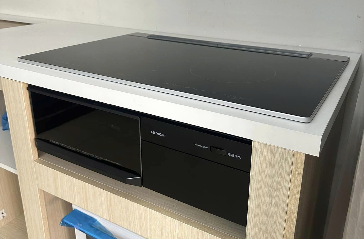 so sanh bep tu Mitsubishi hay Hitachi