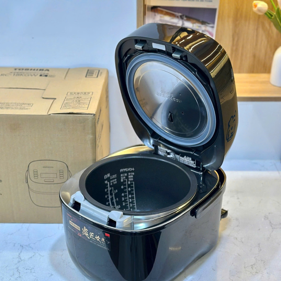 Nồi cơm điện cao tần Toshiba RC-10HGW