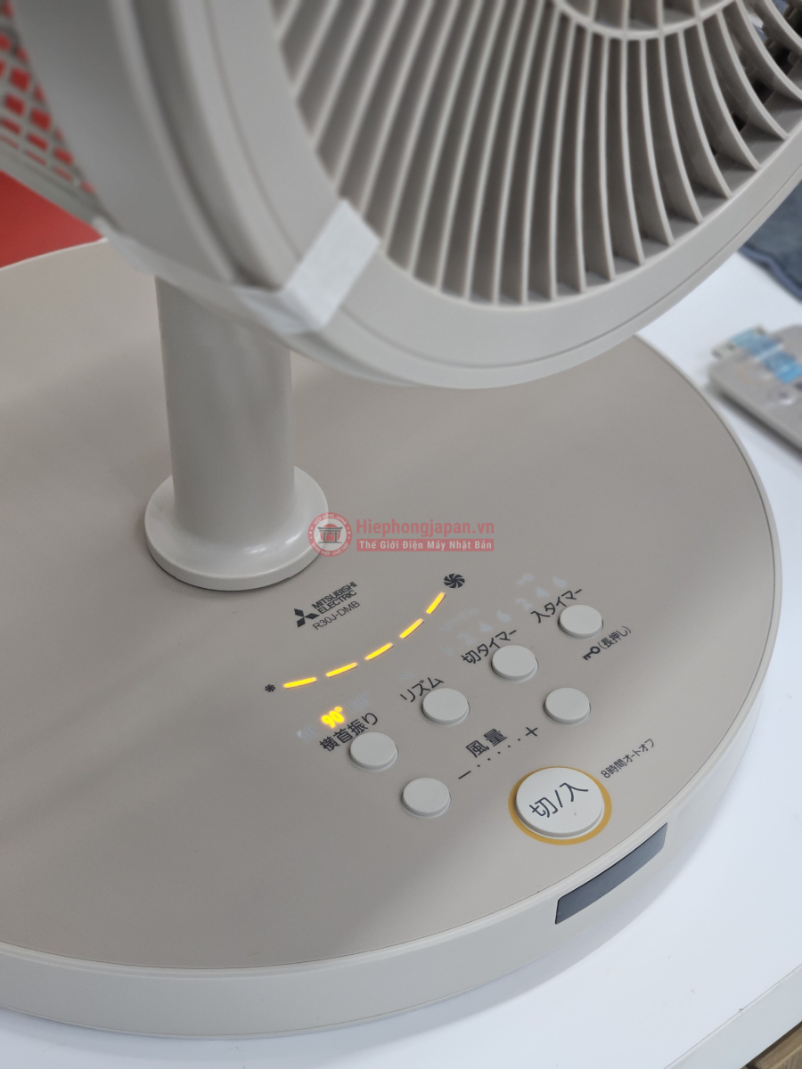 bang dieu khien de su dung Mitsubishi R30J-DMB