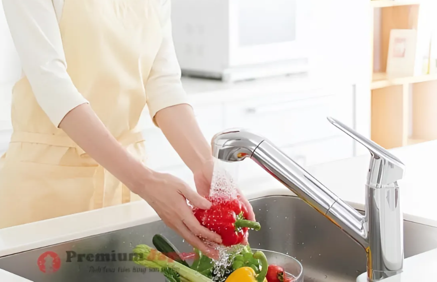 Takagi JA300LN che do nuoc tuy chinh