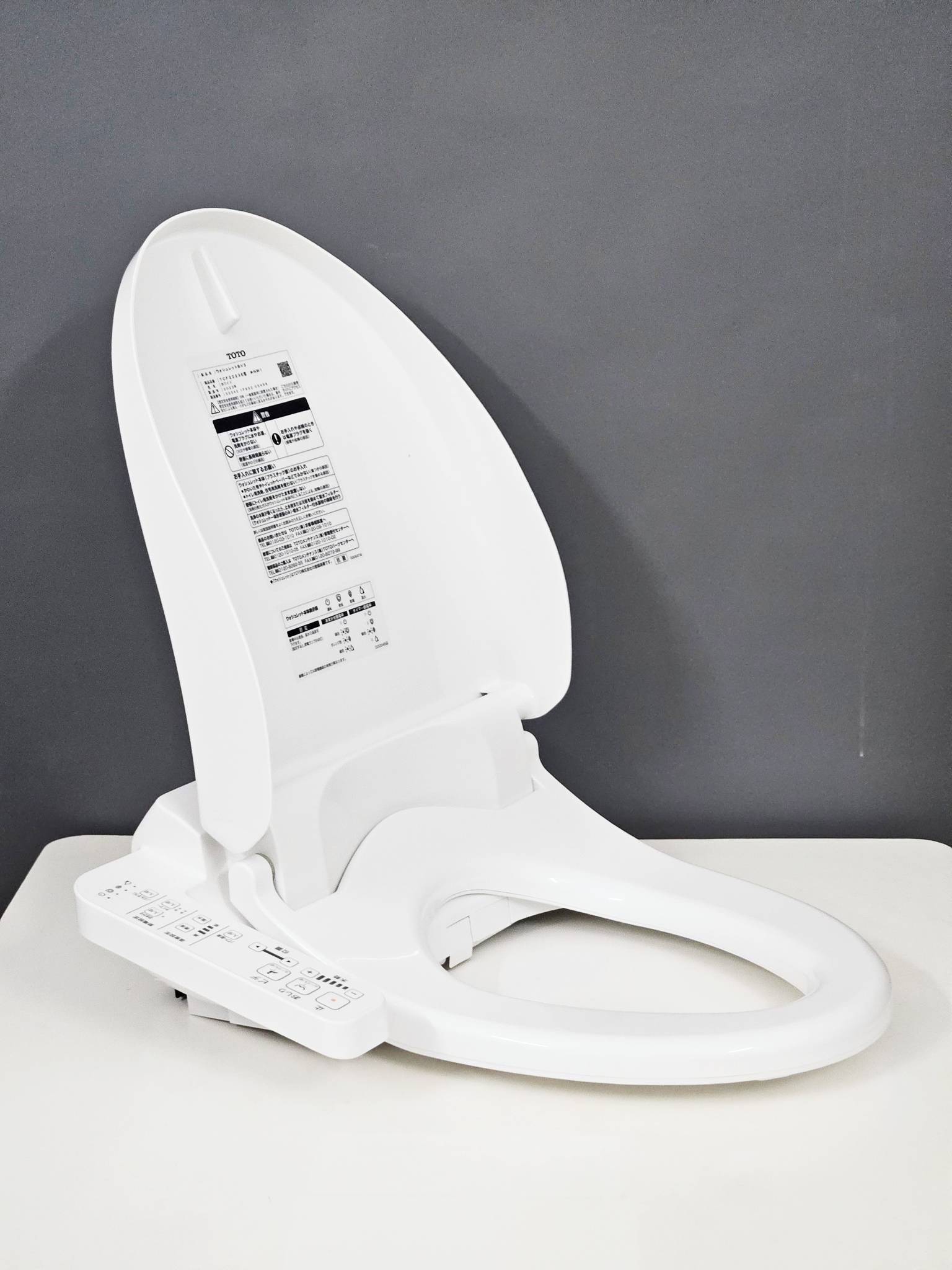 nap bon cau TOTO TCF2223E hiephongjapan.vn