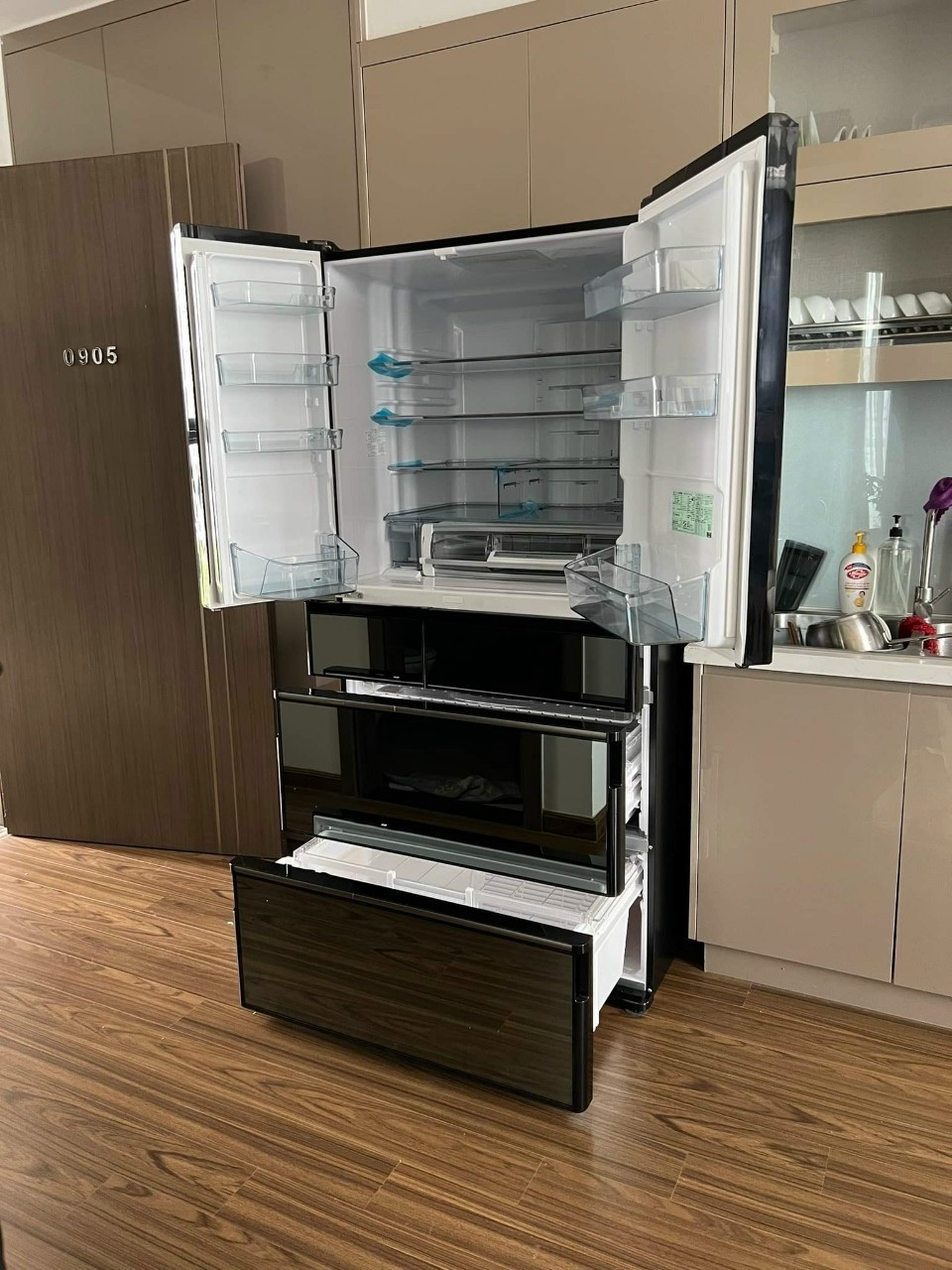 tu lanh Hitachi R-WXC74T 735 lit