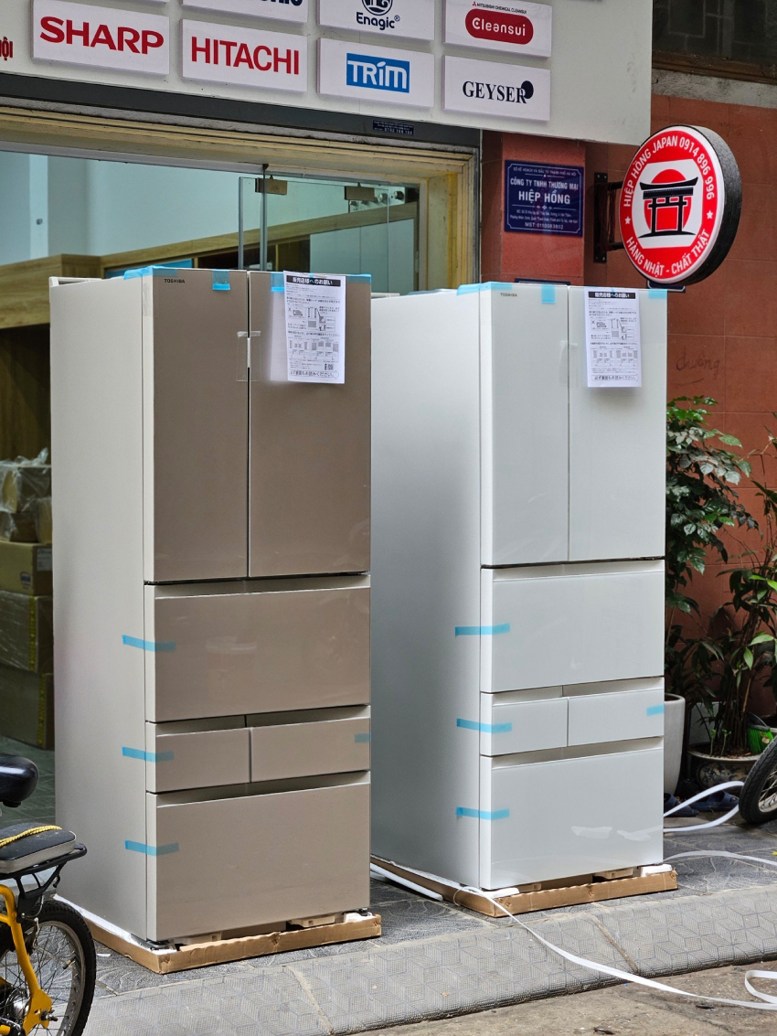 Toshiba GR-V600FH showroom hiep hong japan