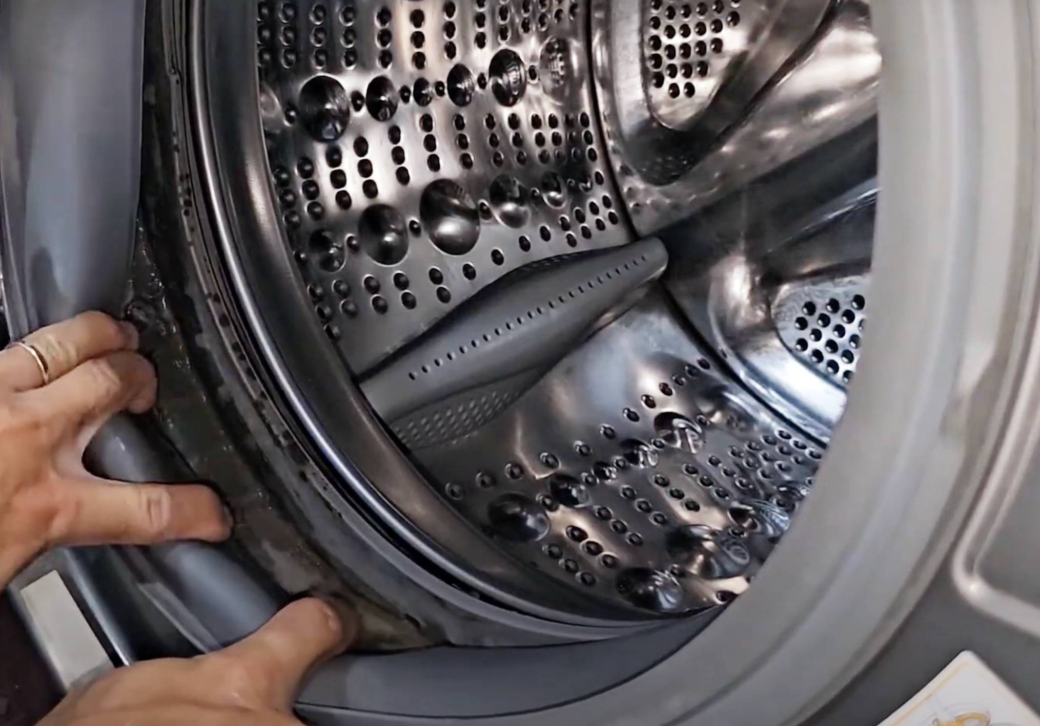 ve sinh long giat cua may giat cua truoc