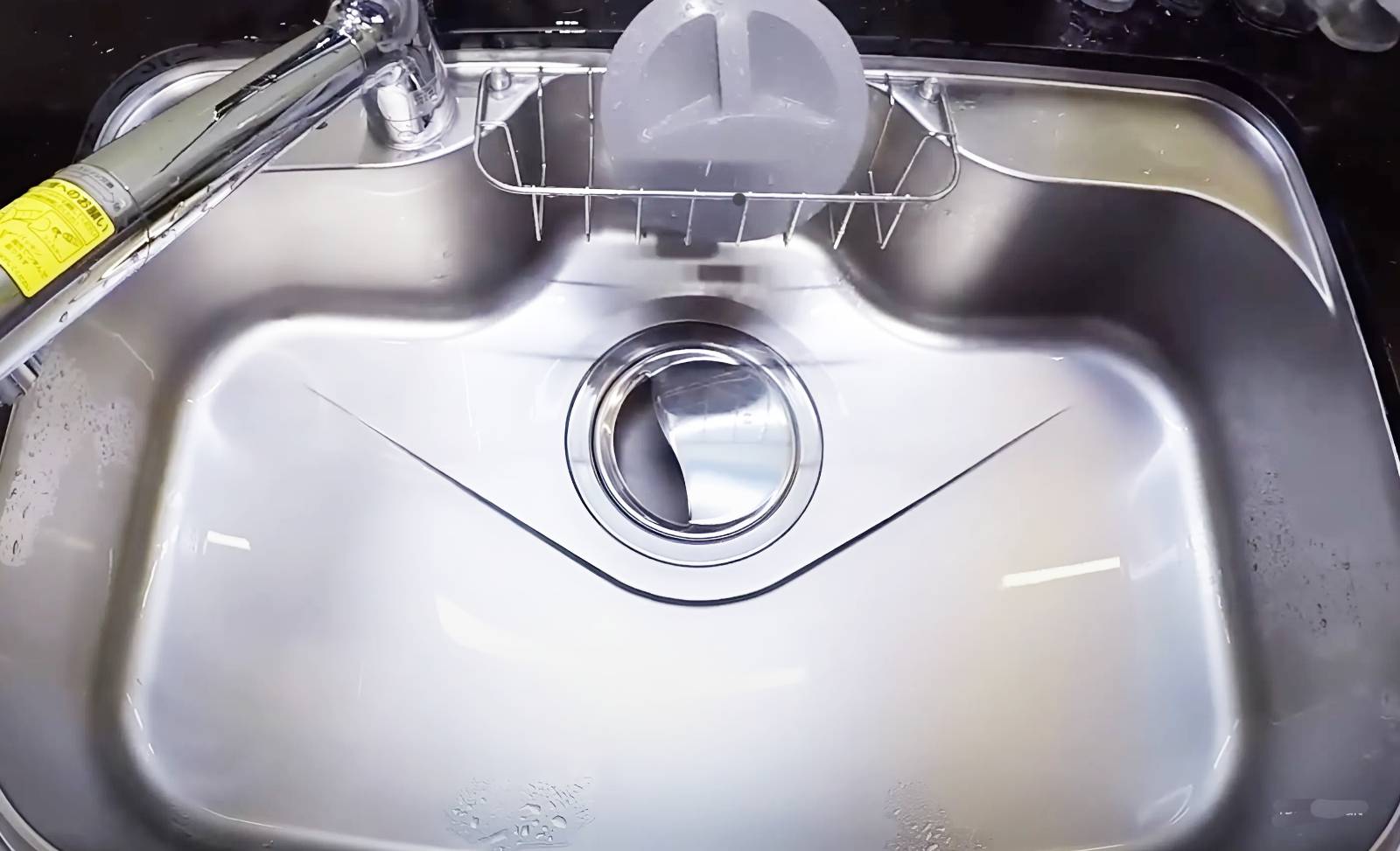 ve sinh san pham thep khong ri