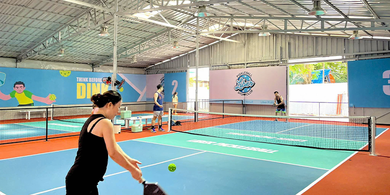 Sân Pickleball với giá thuê hợp lý và tiện ích đầy đủ