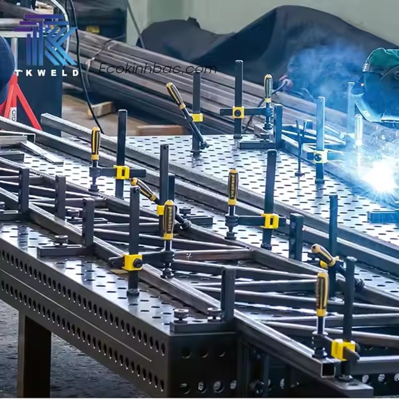 Bàn hàn gang kích thước 3000x2000 lỗ D28