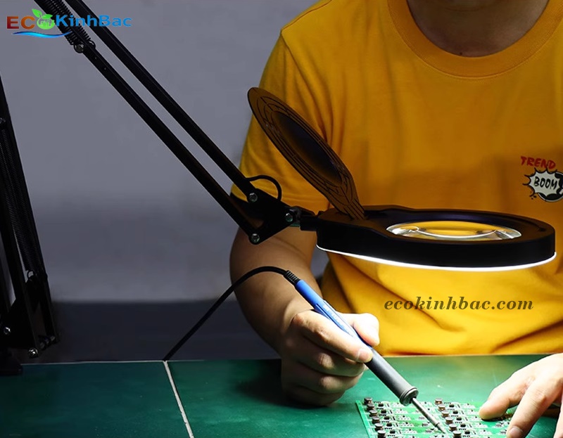 Kính lúp kẹp bàn, điều chỉnh ánh sáng. PD550178, thấu kính phổ thông.