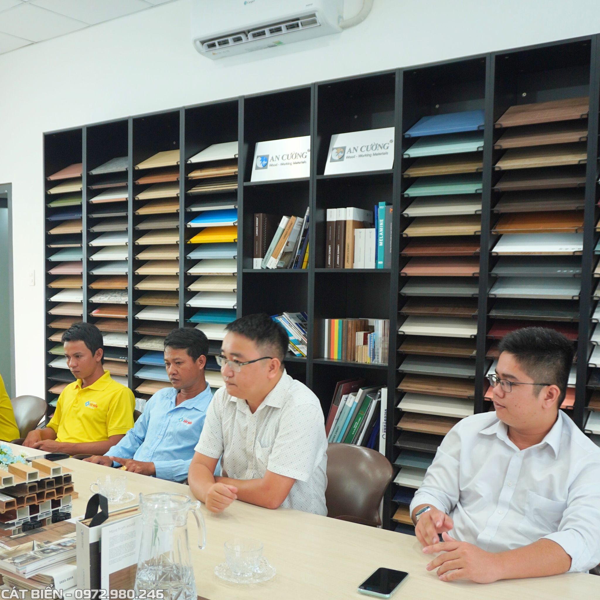 buổi ghé thăm và làm việc của an cường tại xưởng sản xuất nội thất lớn nhất kiên giang của cát biển