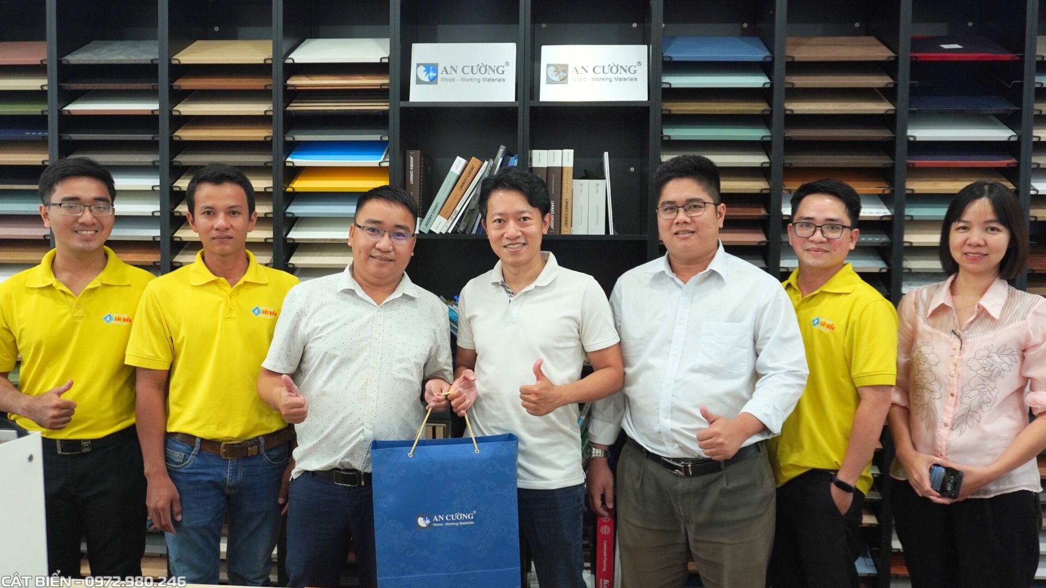 buổi ghé thăm và làm việc của an cường tại xưởng sản xuất nội thất lớn nhất kiên giang của cát biển