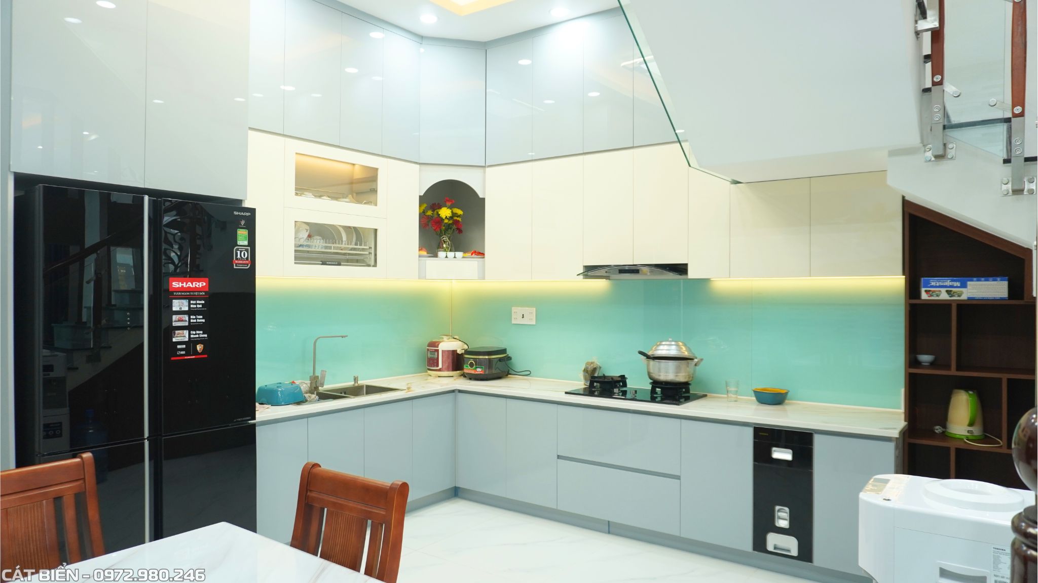 xưởng thiết kế thi công sản xuất nội thất tủ bếp, khung bao tủ lạnh, giá để bát đĩa, giá để dao thớt, giá để chai lọ gia vị thông minh, thùng gạo thông minh, thùng rác thông minh, giá bát đĩa nâng hạ có trợ lực, mâm xoay góc kiên lương kiên giang