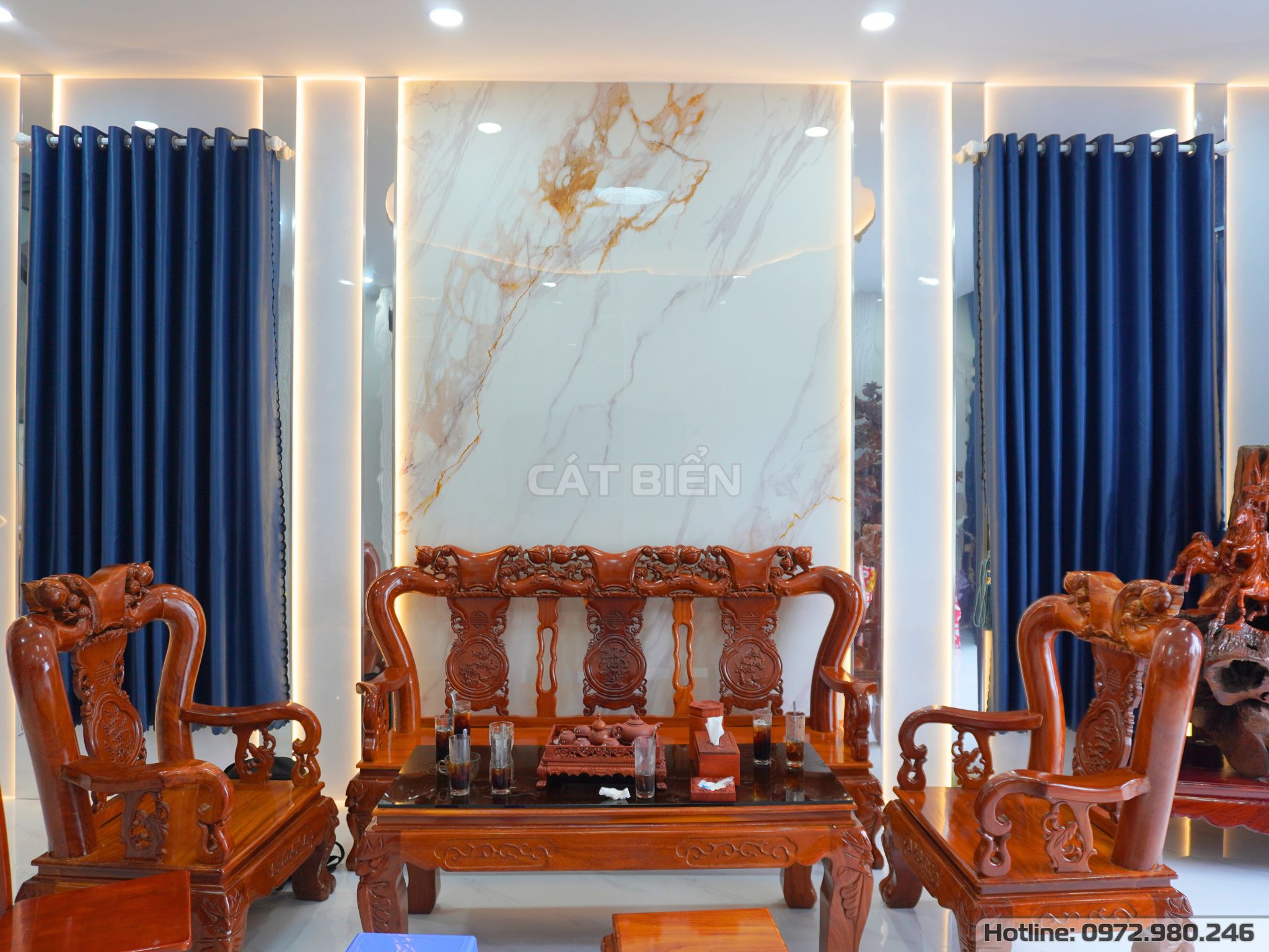 xưởng sản xuất thiết kế thi công lắp đặt vách trang trí tranh tráng gương, vách lam sóng, kệ tivi, tủ cầu thang, tủ kệ trang trí rạch giá kiên giang