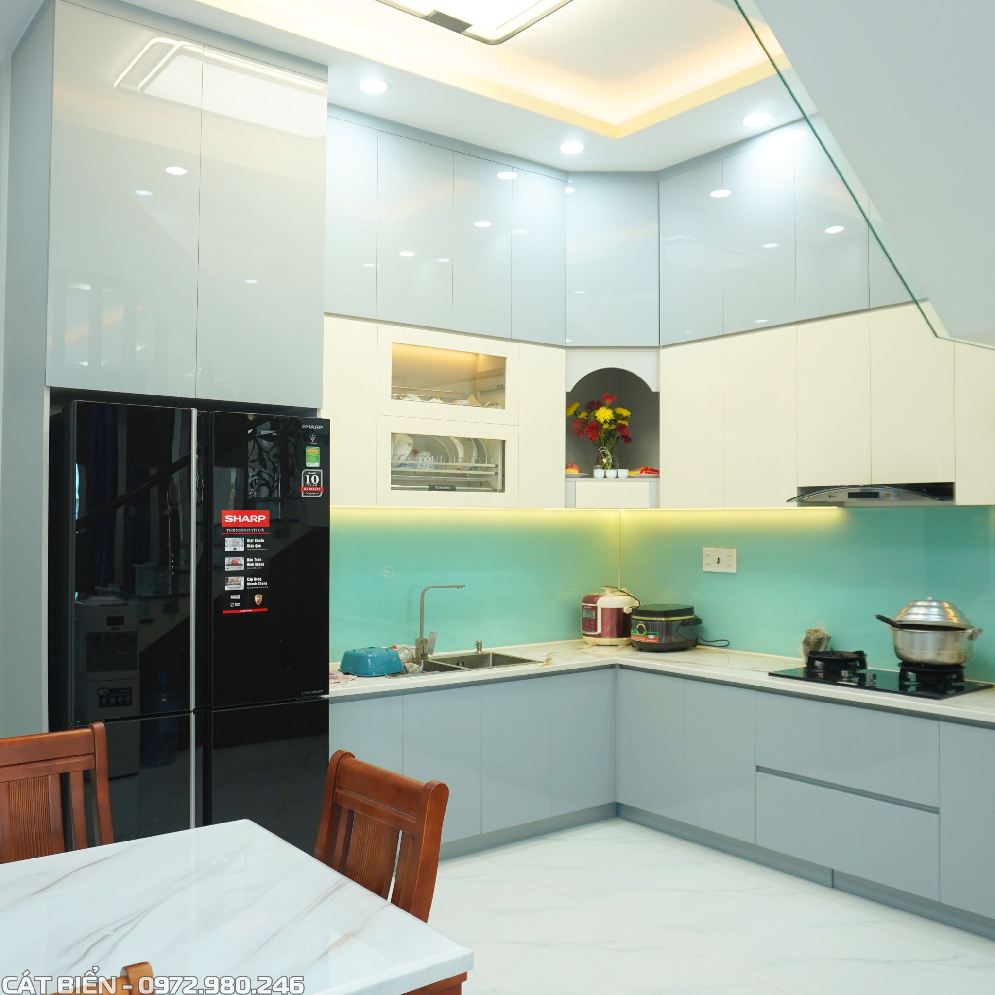 xưởng thiết kế thi công sản xuất nội thất tủ bếp, khung bao tủ lạnh, giá để bát đĩa, giá để dao thớt, giá để chai lọ gia vị thông minh, thùng gạo thông minh, thùng rác thông minh, giá bát đĩa nâng hạ có trợ lực, mâm xoay góc kiên lương kiên giang