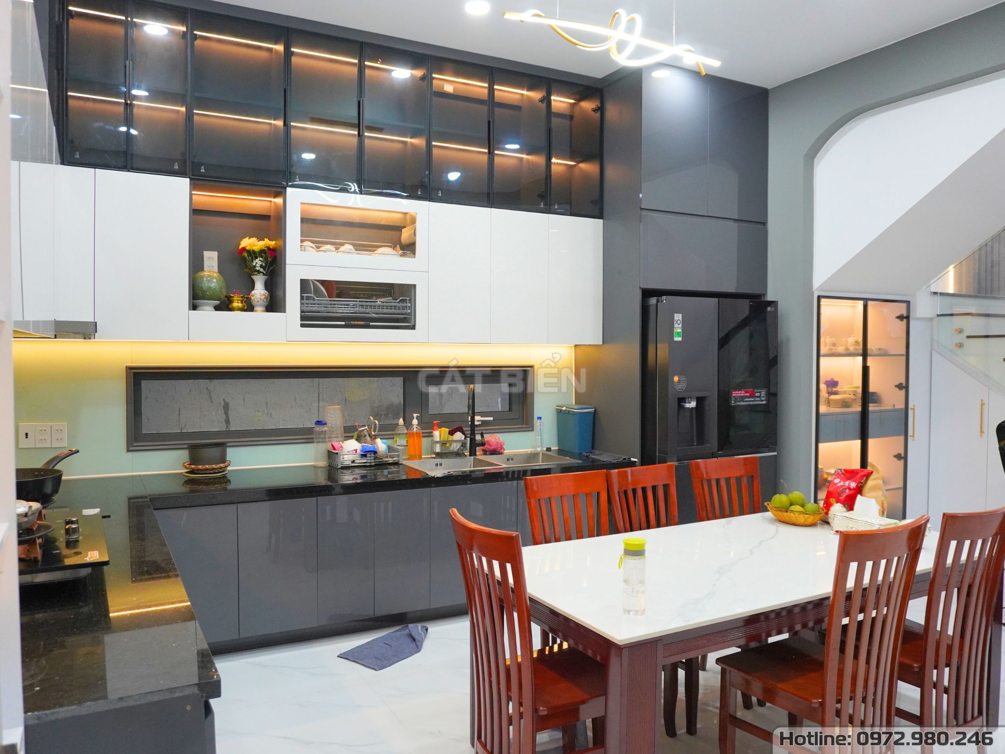 xưởng sản xuất thiết kế thi công lắp đặt tủ bếp có phụ kiện thông minh rạch giá kiên giang