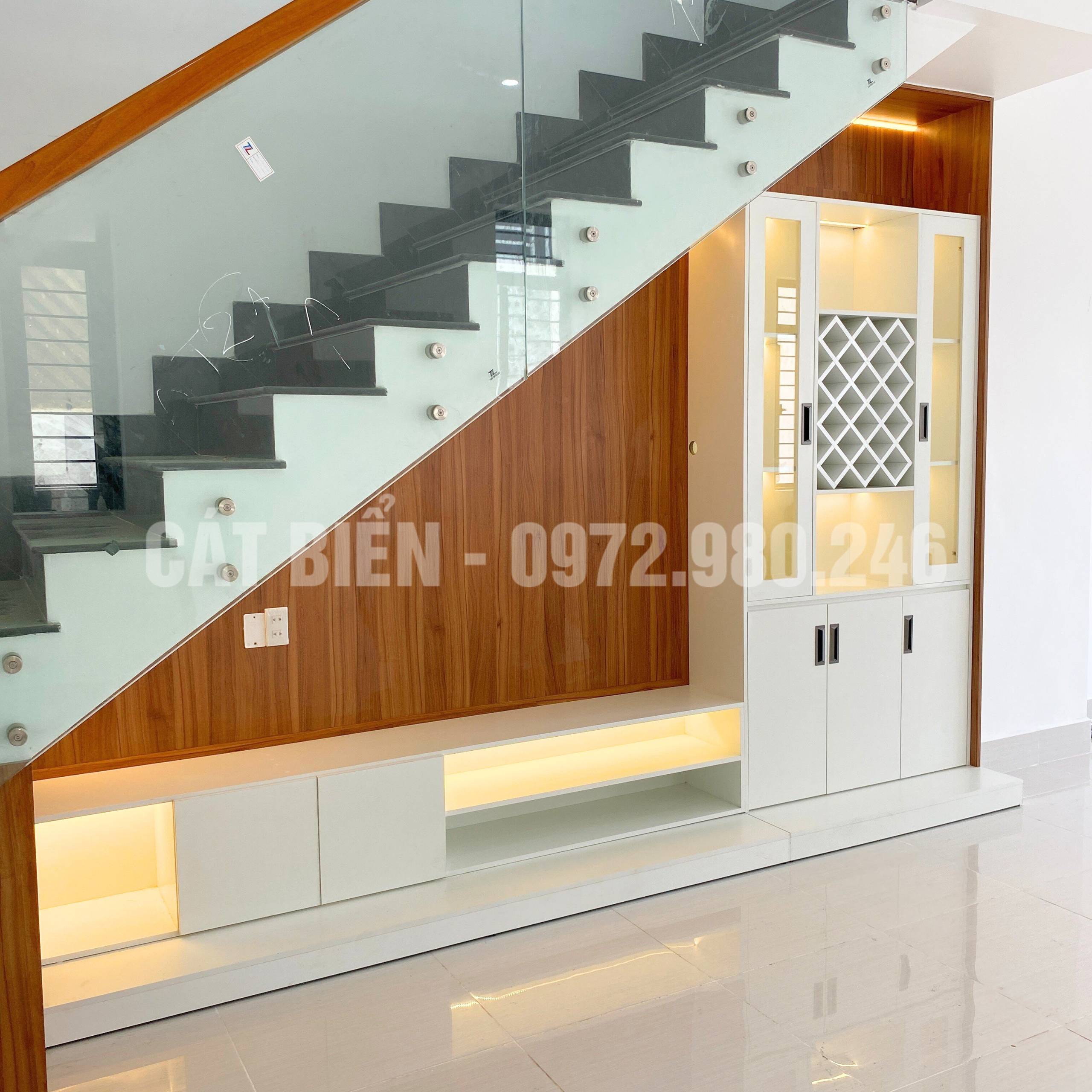 thi công phòng khách tủ rượu kệ tivi vách trang trí khu tây bắc rạch giá